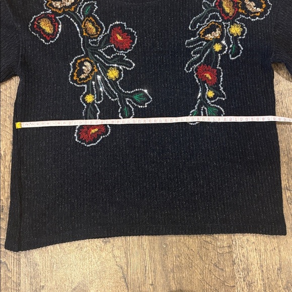 Zara Navy Sweater with Colorful Embroidery - Picture 10 of 11